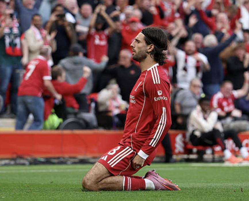 索博斯洛伊:我也无法解释这个球是怎么踢出来的,只是多练习